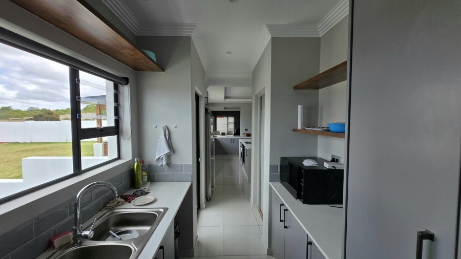 4 Bedroom Property for Sale in Dana Bay Western Cape